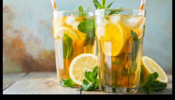 רענון בוקר: החדרת תענוגות תה ירוק קר וטרי לתוך היום שלך