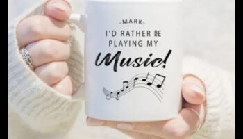 סימפוניה של אהבה: רעיונות למתנות מלודיות לוולנטיינס מוזיקליים